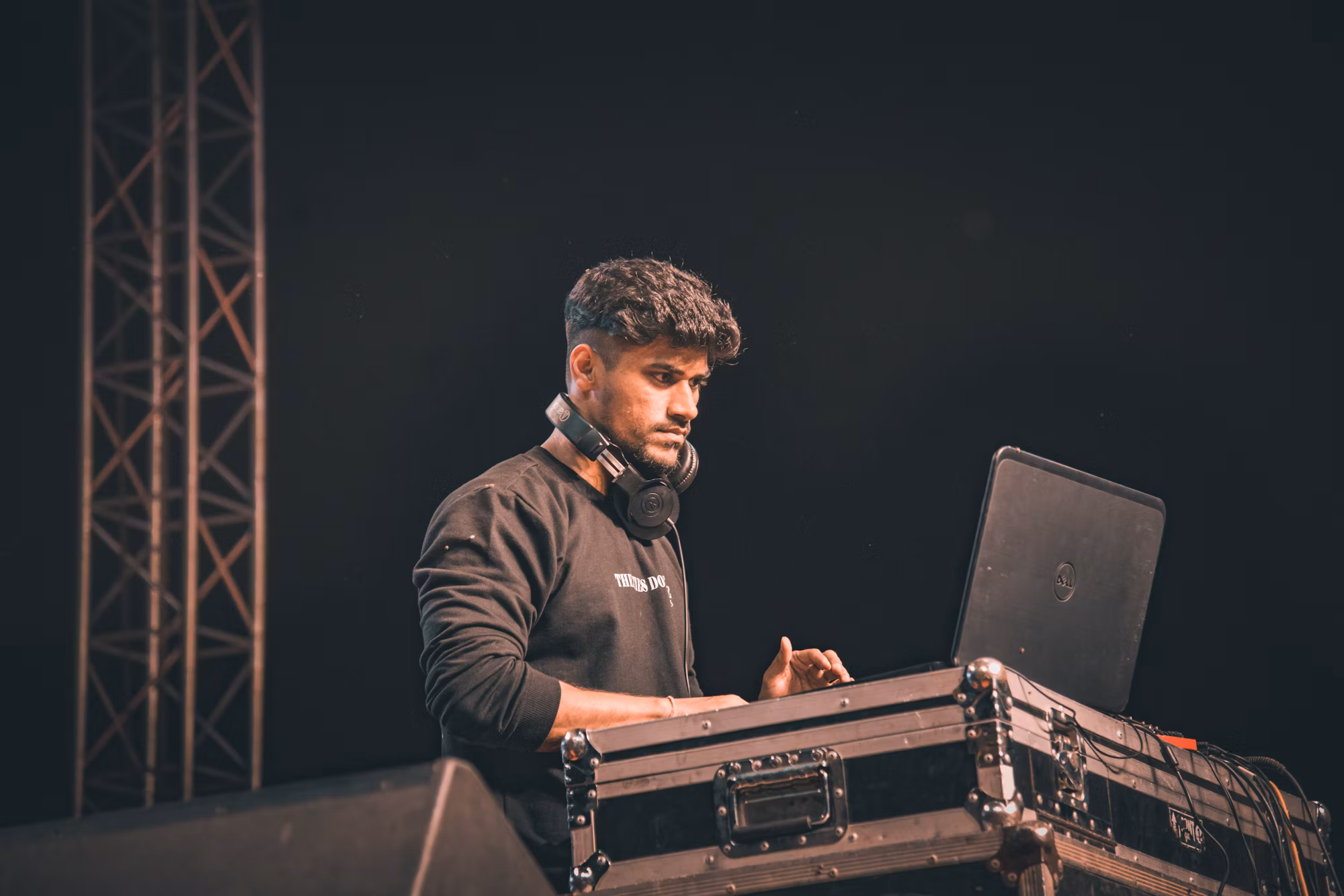 Exploring Subgenres of EDM: A Journey Through Sound